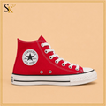 Rooi Hightop Converse Sneaker